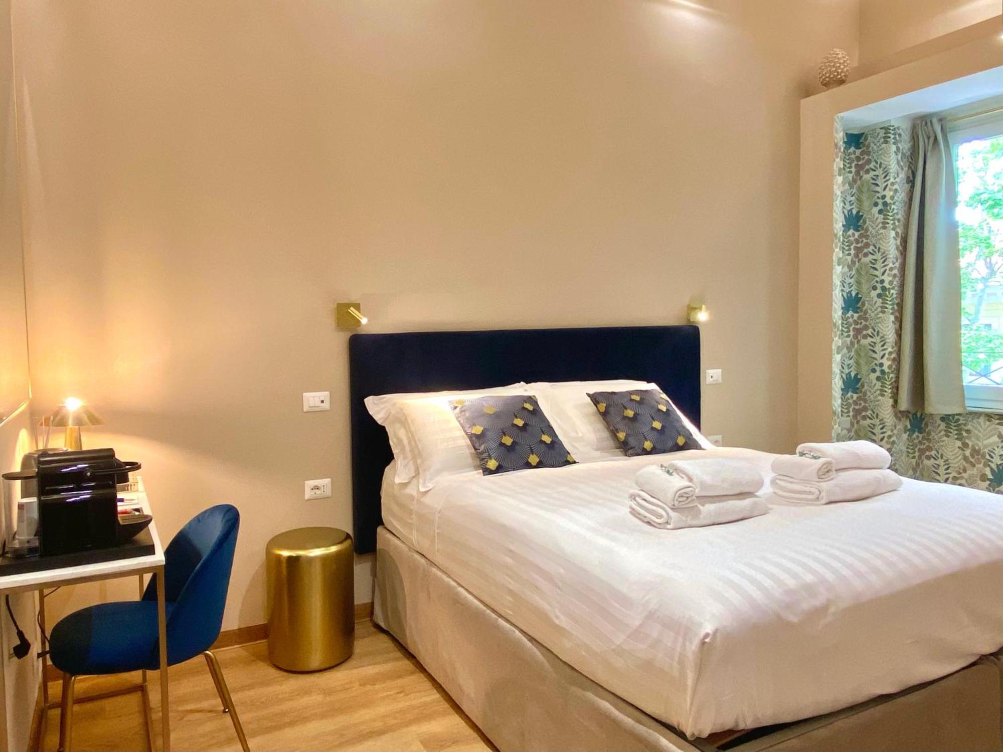 Queen Of Rome Luxury Rooms Exterior foto